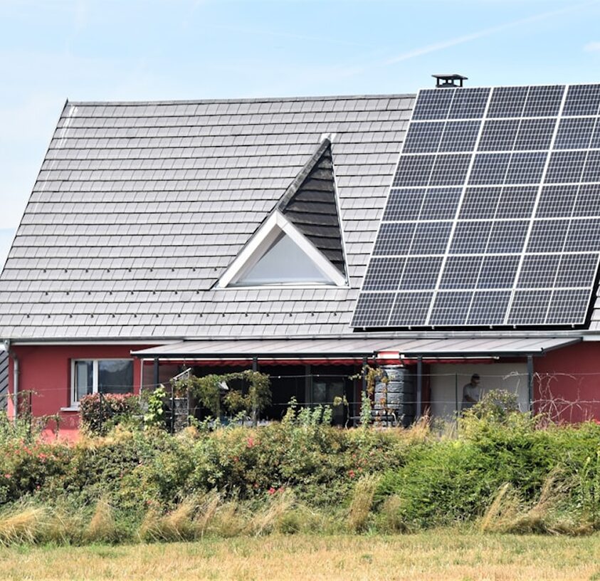 Así se construye una planta solar fotovoltaica desde cero