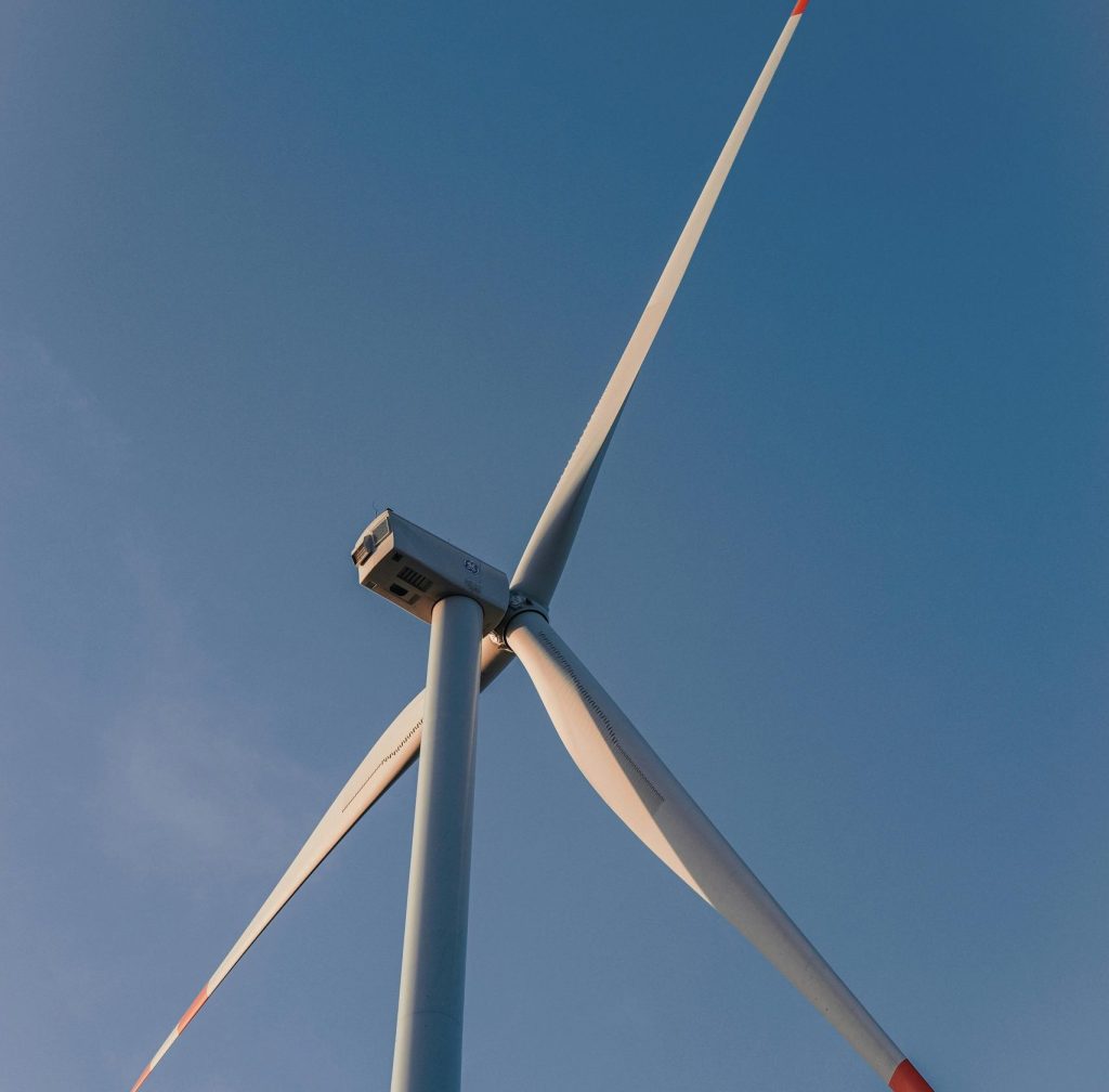 Molino eólico energía renovable